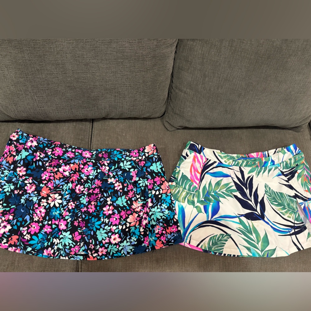 SWIM SET 2 Island Escape Multicolor Floral and Leaf Skirts